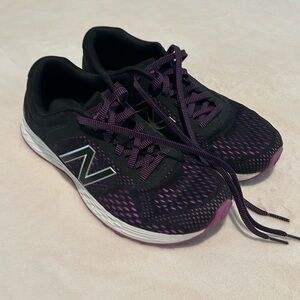 New Balance Women’s Shoes size 8.5
